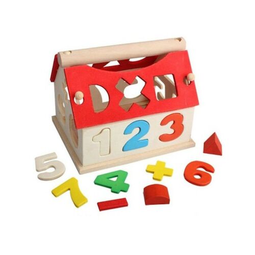 Fa formaillesztő házikó játék számokkal és geometriai formákkal