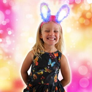 Bolyhos nyuszifül LED-füzér