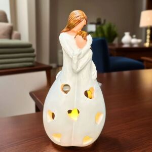 Tartó, dekoratív, gyertya, anya és lánya, gyantából, 20 cm magas, 10 cm átmérőjű, 300 g, fehér, természetes akcentussal.