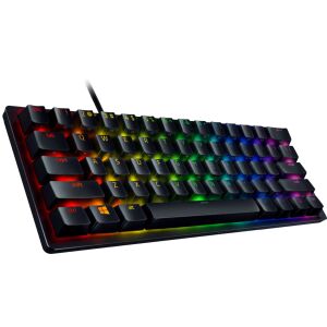 Schräge Ansicht der Razer Huntsman Mini 60% Mechanischen Gaming Tastatur mit RGB-Beleuchtung - Razer