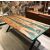 Individueller Epoxidharz Esstisch mit grünem Flussdesign