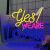 Igen! Nyitva Vagyunk Neon Tábla - világító 'Yes! We are open' kijelző