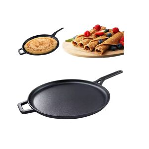 Чугунен тиган за палачинки с изпечени палачинки и навити палачинки с горски плодове - Машинка за палачинки