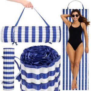 Springos kék-fehér csíkos strandszőnyeg kollázs: feltekerve, hordozva és használatban - Strandcikk