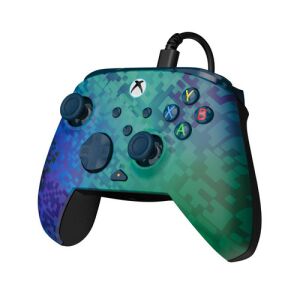 Vedere în unghi a controller-ului Xbox cu fir Turtle Beach Rematch Glow - Turtle Beach