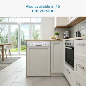 Миялна машина Bomann, инсталирана в модерна кухня - Съдомиялна машина