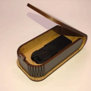 Fa pendrive tartó doboz – praktikus és elegáns megoldás USB tárolására 141967497 - Pendrive