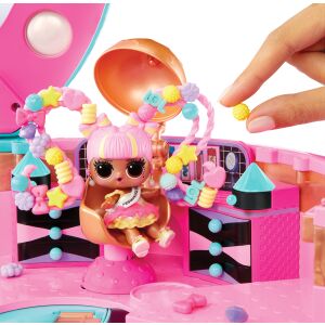 L.O.L. Surprise! Hair Beads Salon játékszett babával a fodrászszékben - MGA Entertainment