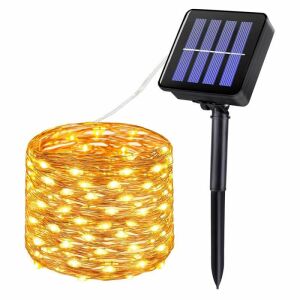 SIKS napelemes LED fényfüzér fehér háttérrel - SIKS