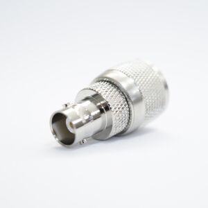 Stecken Sie den PNI-N-Stecker auf die BNC-Buchse 142321800 - Radios