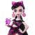 Monster High Draculaura baba arca közelről, koktéllal és fülbevalóval