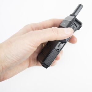 Kit mit 2 tragbaren Radiosendern PNI PMR R10 PRO, 446 MHz, 0,5 W, 16 programmierbare Kanäle, 16 PMR- und 50 CTCSS- und 104 DCS-Töne, Monitor, Scan 143428627 - Walkie-Talkie