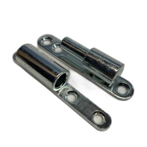 Widok pod kątem zawiasu drzwiowego Statikus 15 mm w kolorze białym - Drzwi