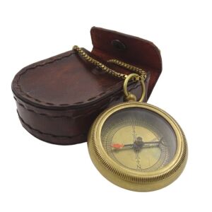 Sárgaréz iránytű lánccal bőrtokban - Com-0470A 143470480 - Iránytű