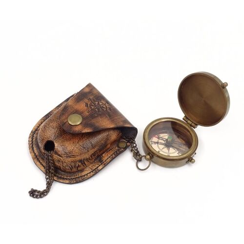 Zárható iránytű lánccal bőrtokban - C-64 143470582