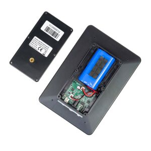 Unutarnje komponente i baterija solarnog punjača PNI GreenHouse P13 - PNI