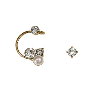 Arany fülbevaló cirkóniákkal és gyöngyökkel K326Z - Elegancia és ragyogás minden alkalomra