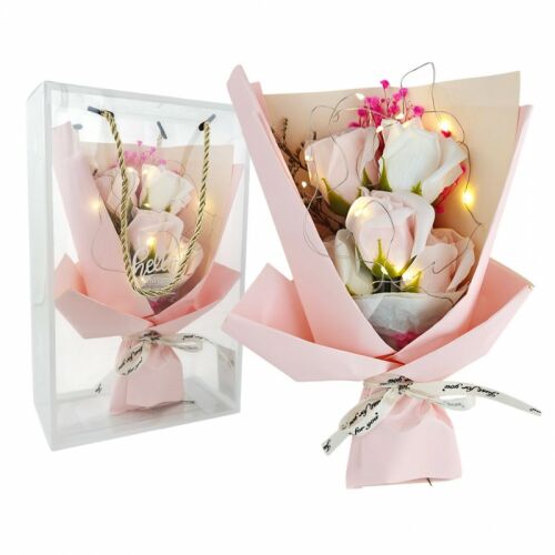 Egy csokor illatos szappanvirág díszdobozban, izzó LED lámpákkal BUK16 143575386