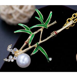 Bross, kitűző BNY05 - Strasszos, gyöngyös szerencse bambusz medál nyaklánccal 38x55mm