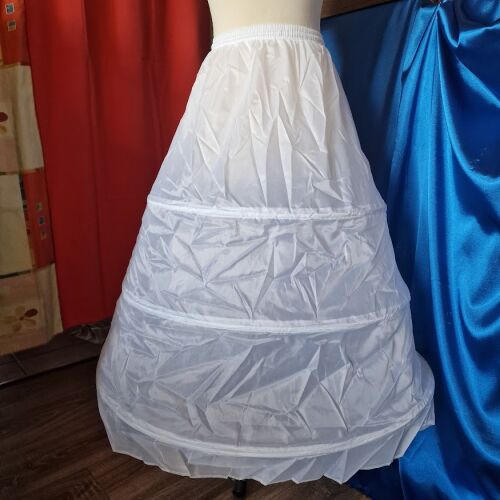 ESKÜVŐ ASZ03A - 3 körös fehér selyem menyasszonyi alsószoknya, abroncs