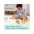 Lány játszik Melissa & Doug Blockables Szafari fa állat építőkockákkal a padlón