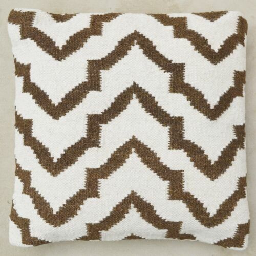 Bakero párna Pauline barna, 45x45 cm, dekoratív díszpárna geometrikus mintával
