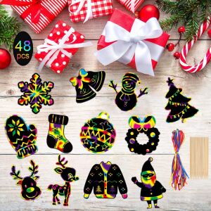 Sada 48 vianočných papierov so stuhami a 24 stieracích ceruziek, papier/drevo/stuha, viacfarebná, 14 x 5,5 cm / 70 cm / 27,6 cm 143747439 - Vianoce