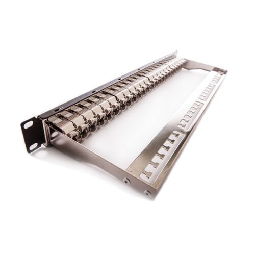 Keline Cat6a UTP 24 Portos Patch Panel, 1U Moduláris, ferde nézet