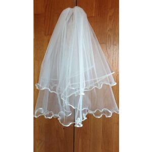 FTY79 - 2 rétegű, hullámos szatén szélű Ekrü menyasszonyi fátyol 50/70x150cm 144363210 - Lovaskate