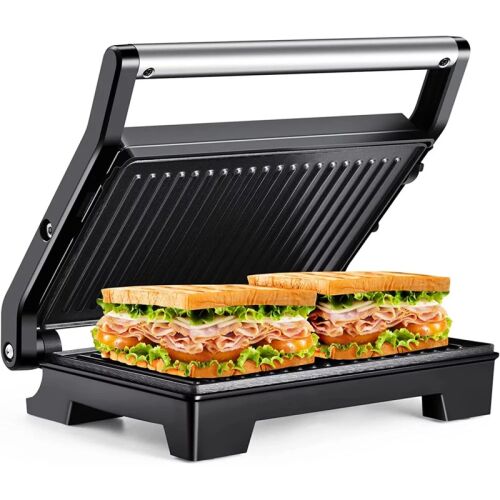 Sandwich Maker Hausmeister HM 8811A cu sandvișuri