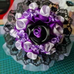 ESKÜVŐ MCS49 - Menyasszonyi csokor lila szatén rózsából gót stílusban 144989910 - Lovaskate