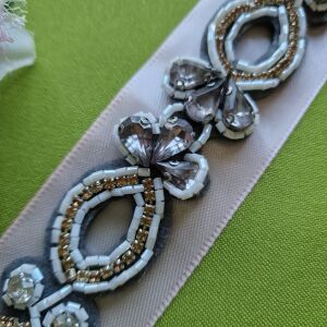 ESKÜVŐ MÖV40 – Handmade - Strasszos ezüst alapú menyasszonyi öv 21x3cm-es 145037279 - Női öv