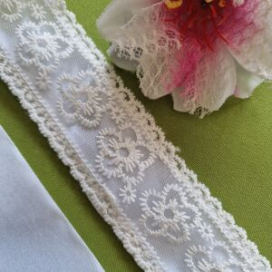 ESKÜVŐ MÖV50 – Handmade - Ekrü színű virág mintás csipkés menyasszonyi öv 35x4cm-es 145037918 - Női öv