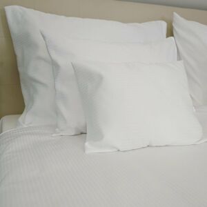 Elegáns csíkos poliészter szatén ágyneműhuzat - 100% PE - áthajtós - 2 db-os szett - 130 gr/m2 - csomagos 1 db 145043048 - Ágynemű - ifjúsági és felnőtt