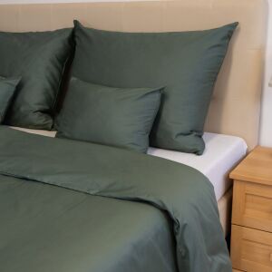 Olivazöld egyszínű szatén ágyneműhuzat garnitúra - TC 300 3 db: Kispárna+Nagypárna+Paplan 145044024 - Lakberendezés