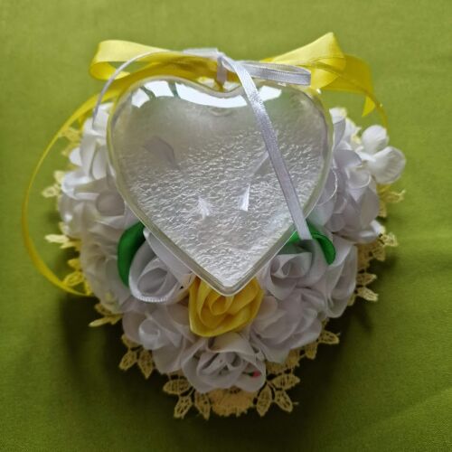 ESKÜVŐ GYP18 - Sárga csipkés szatén rózsás gyűrűpárna 145088268