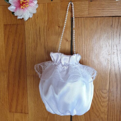 ESKÜVŐ MSZ03 - Menyasszonyi szütyő, tatyó csipke galléros fehér szatén 145156129