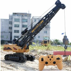 Daru gyerekeknek, távirányítóval, gumisínekkel, mobil karral, USB tápegységgel