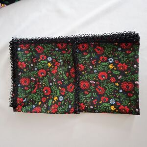 Magyaros tulipános futó asztalterítő, abrosz 135x40 cm dekoráció