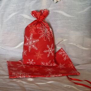 DCS88 - Hópehely mintás mikulás zsák, textil ajándéktasak - piros