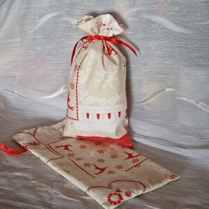 DCS90 - Hópehely, szív, szarvas mintás mikulás zsák, textil ajándéktasak