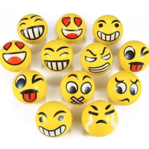 12 darabos Macvi® puha stresszoldó játékkészlet hangulatjelekkel, a szorongás csökkentésére, relaxációra és koncentrációra, sárga színű, gyerekeknek és felnőtteknek.