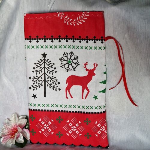 DCS50B - Karácsonyi fenyőfa, rénszarvas mintás mikulás zsák, textil ajándéktasak - piros 145661501