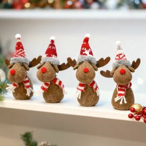 Bewello karácsonyi rénszarvas figurák piros-fehér sapkával és sállal - Szezonális dekoráció