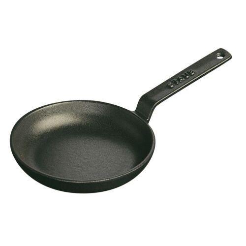 Staub 12cm Öntöttvas Mini Serpenyő Sütéshez - Staub