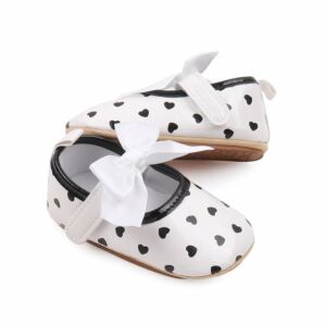 Pantofiori eleganti albi cu inimioare negre, 6-9 luni (Marimea 19 incaltaminte) 146569249 - Pantofi pentru copii