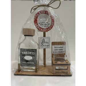 „Eredeti minőség” – Születésnapi ajándékszett kis székkel 146610753 - Művészet & Hobbi