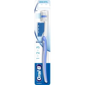 Oral-B 1 2 3 Travel Cap Mittel fogkefe