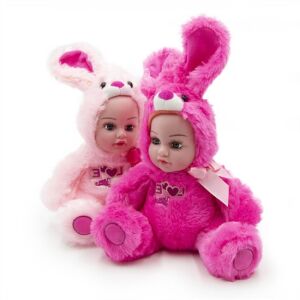 Síró, nevető, beszélő baba óriás szempillával - plüss anyagú nyuszis jelmezben