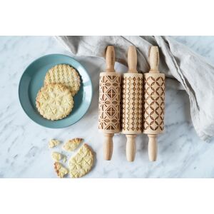 MoodForWood Fa Sodrófa 25 cm Fogantyúkkal, 3 Darabos Készlet, Gravírozott, Sütéshez Tökéletes - Geometrikus Minta 146827729 - Sodrófa & Nyújtófa